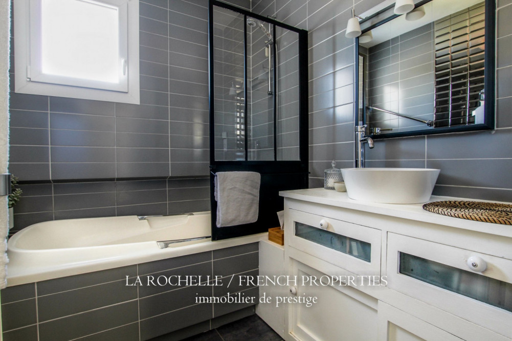Property for sale - Appartement La Rochelle MR-172