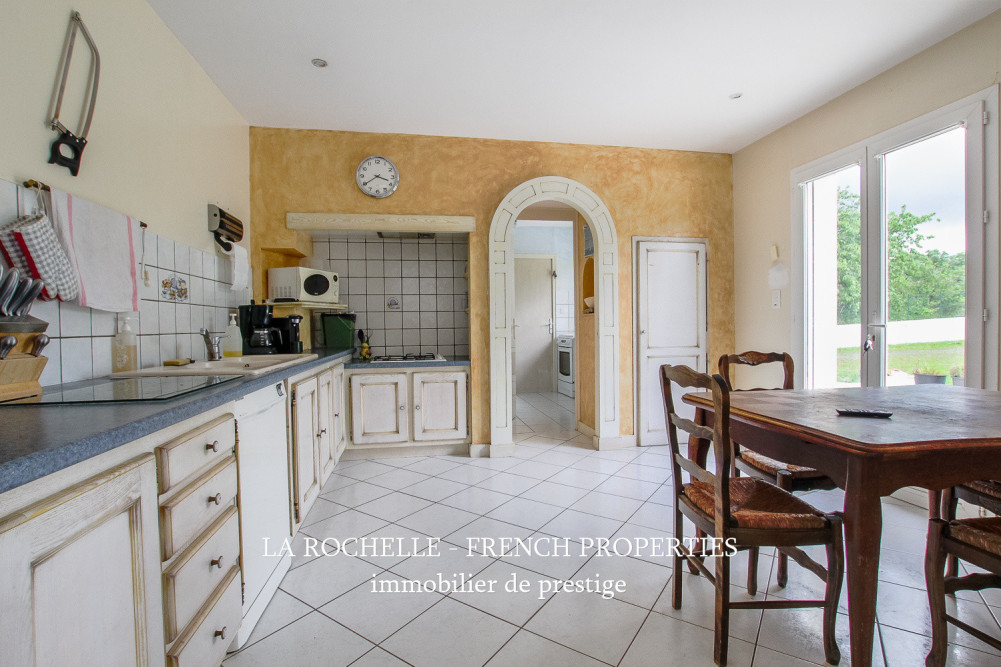 Bien à vendre - Maison Vouillé-les-Marais CG-251