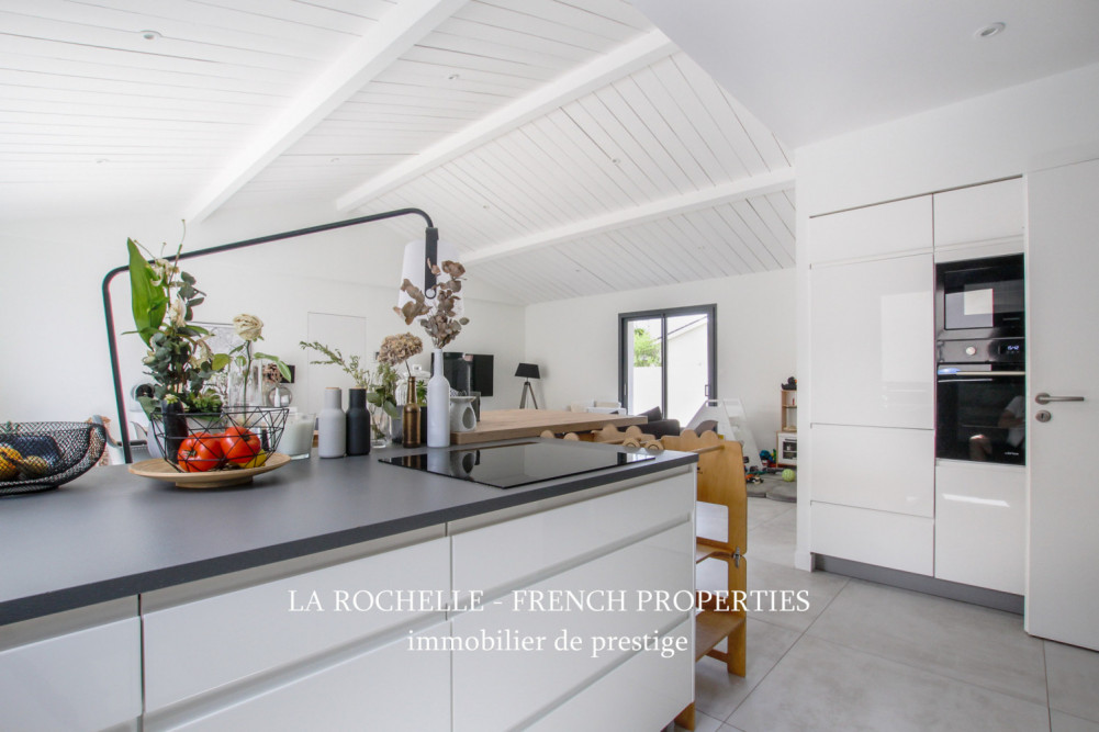 Property for sale - Maison Niort CG-193
