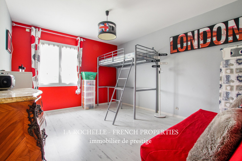 Bien à vendre - Maison Vouillé-les-Marais CG-251