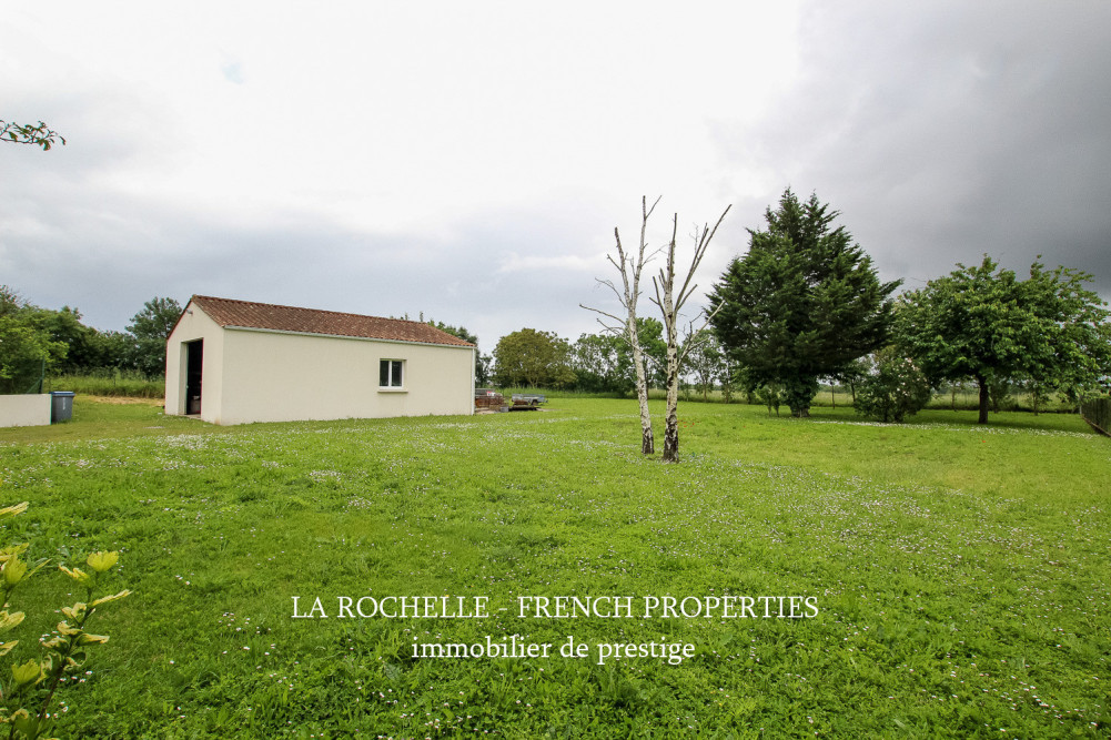 Bien à vendre - Maison Vouillé-les-Marais CG-251