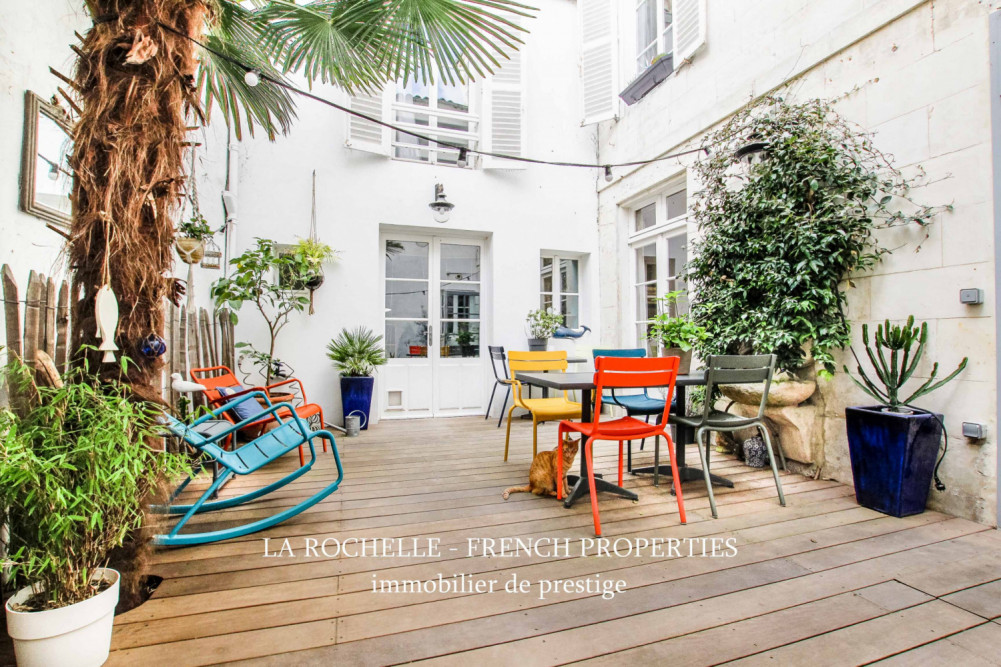 Property for sale - Maison La Rochelle MR-181A
