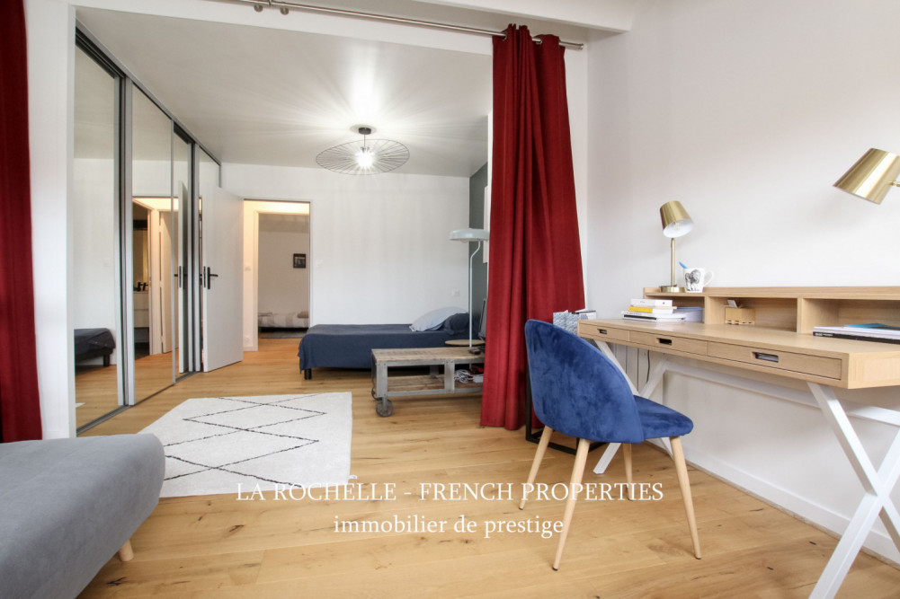 Property for sale - Duplex La Rochelle MR-182